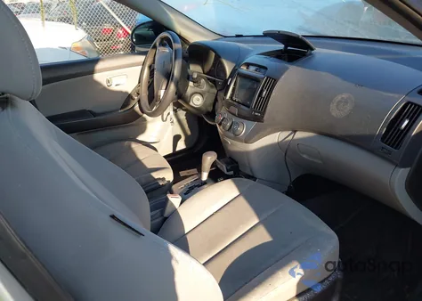 2010 Hyundai Elantra Gls z USA, uszkodzony, nr VIN KMHDU4ADXAU188756